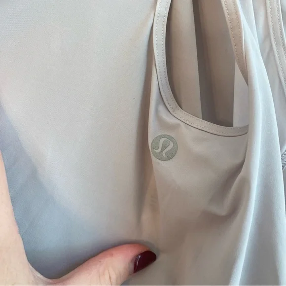 Lululemon Athletica Grey Call it a Tie Tank Top Shirt Women’s size 10 - Picture 5 of 7